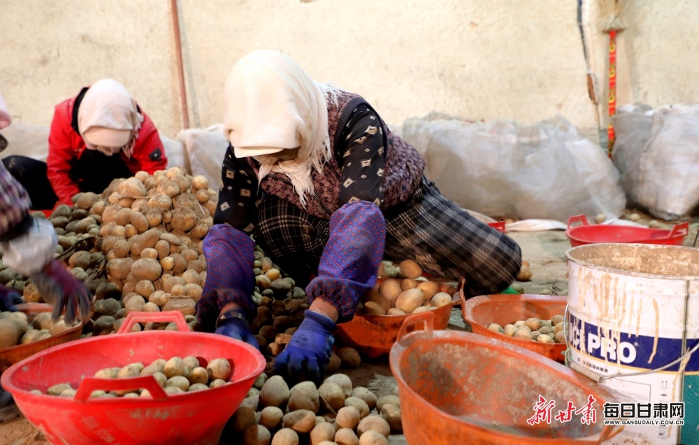 1607775468-644389227