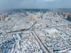 春雪落河州，一城诗意满城柔